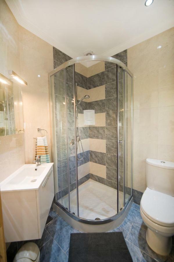 Sliema Duplex 1 Bedroom Apartment With 2 Bathrooms- Sleep 4 מראה חיצוני תמונה